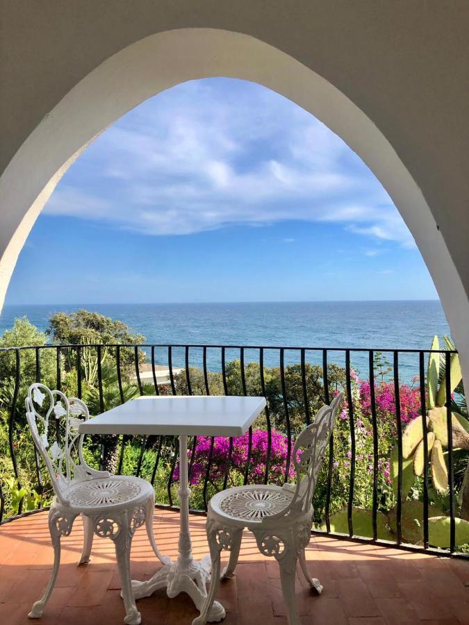 Hotel Punta Rossa Сан-Феличе-Чирчео Экстерьер фото