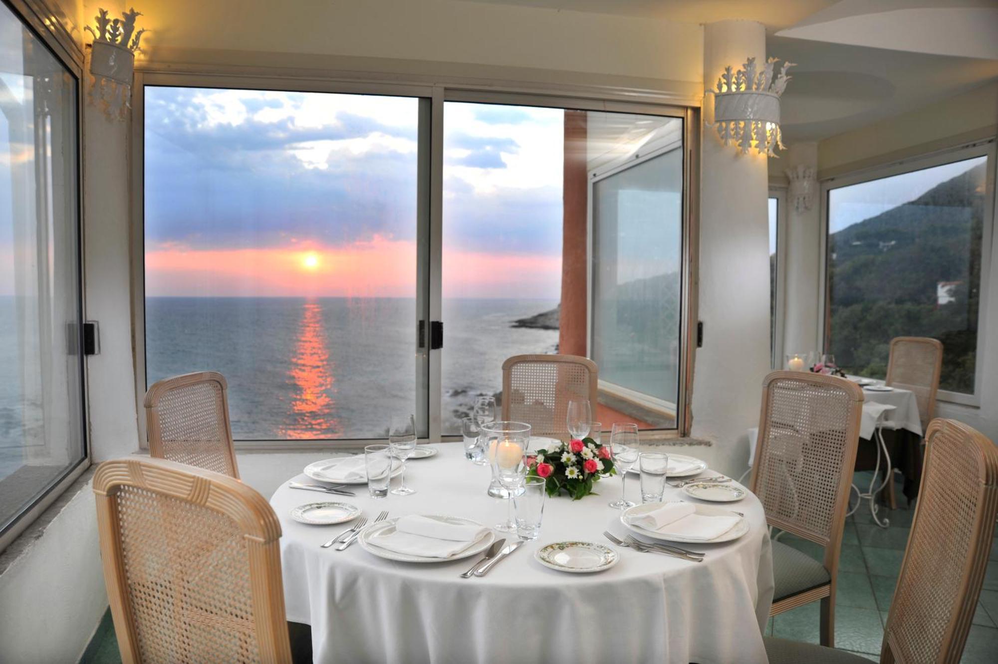 Hotel Punta Rossa Сан-Феличе-Чирчео Экстерьер фото