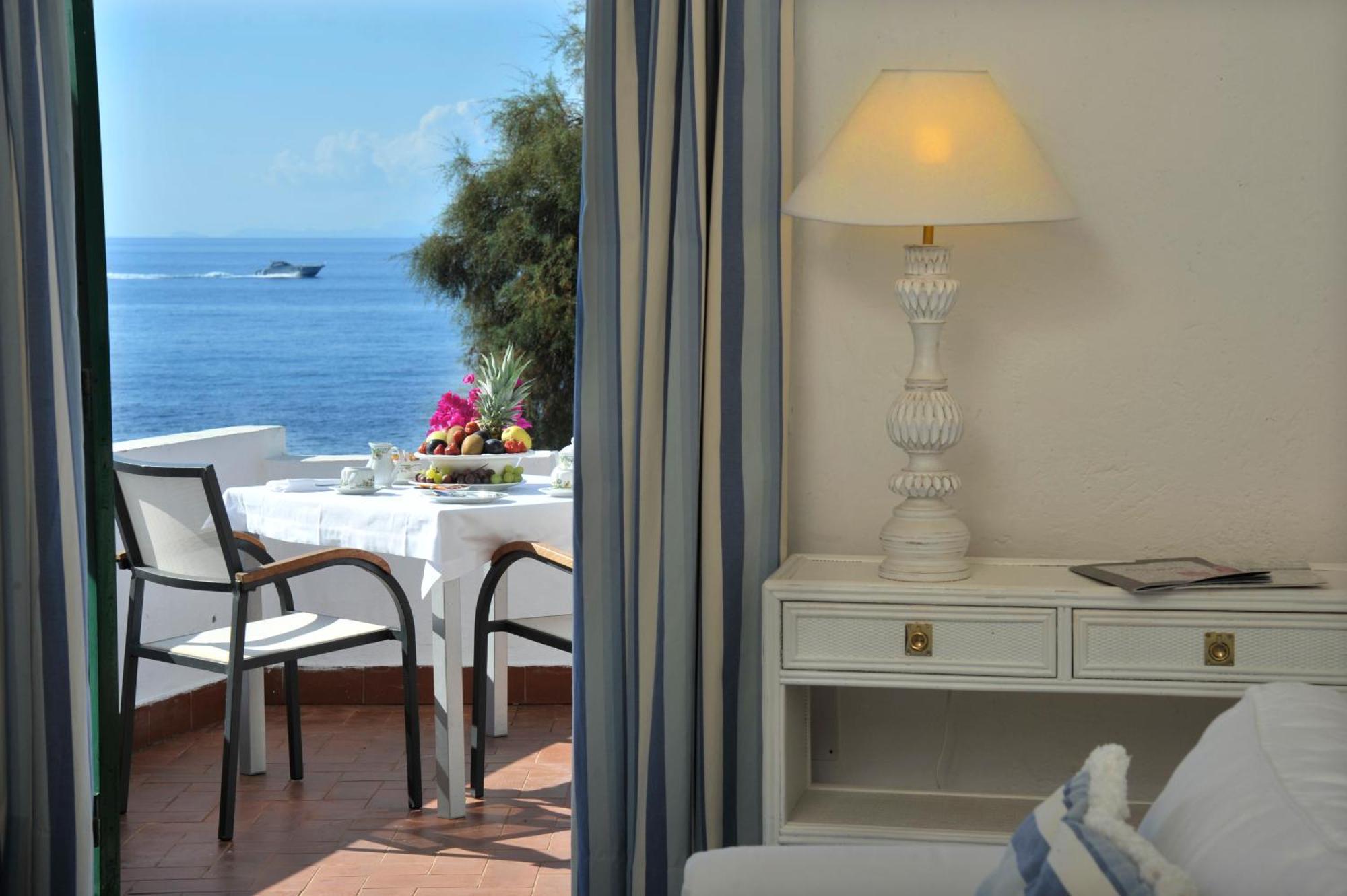 Hotel Punta Rossa Сан-Феличе-Чирчео Экстерьер фото