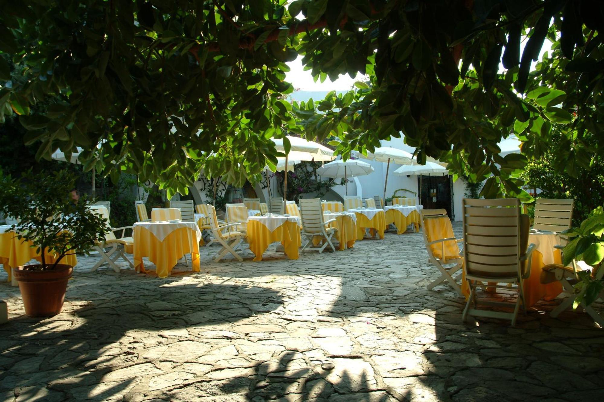 Hotel Punta Rossa Сан-Феличе-Чирчео Экстерьер фото