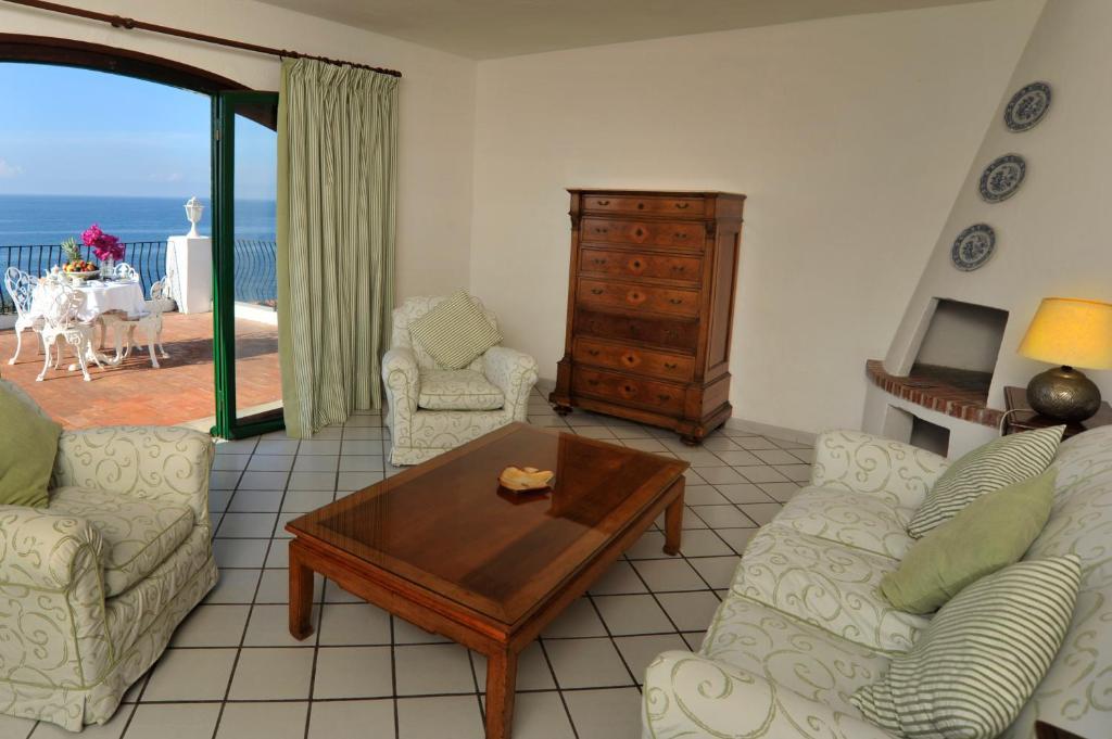 Hotel Punta Rossa Сан-Феличе-Чирчео Номер фото