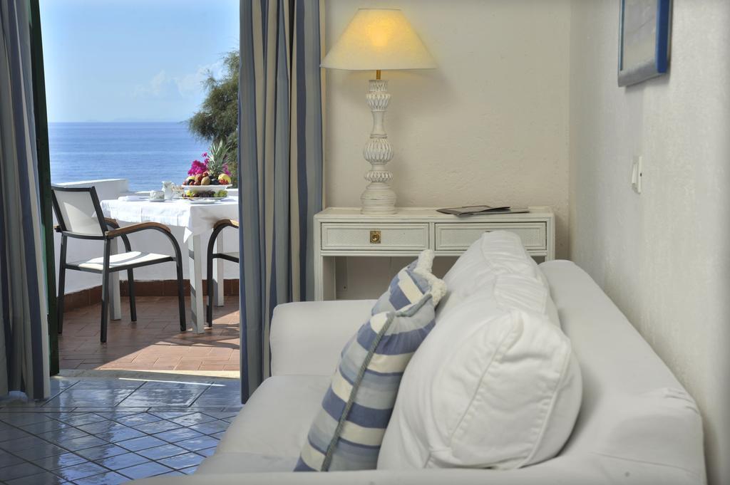 Hotel Punta Rossa Сан-Феличе-Чирчео Экстерьер фото