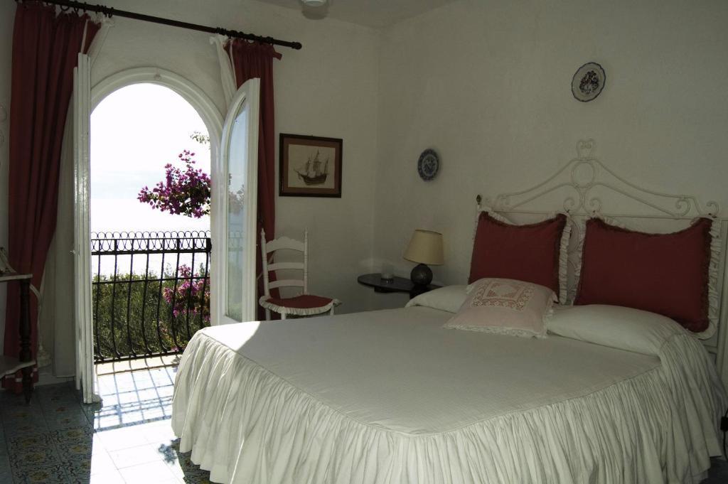 Hotel Punta Rossa Сан-Феличе-Чирчео Номер фото