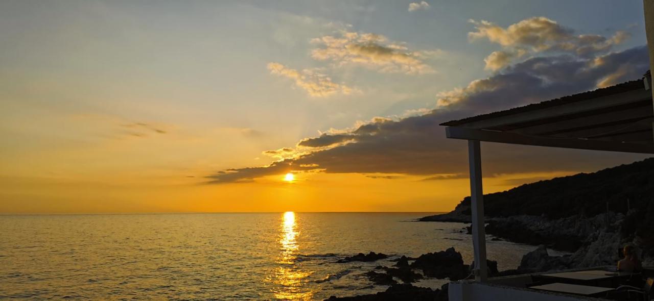 Hotel Punta Rossa Сан-Феличе-Чирчео Экстерьер фото
